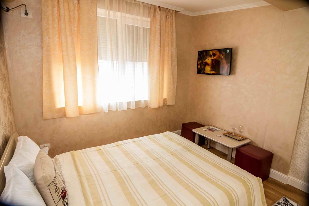 Floare De Iris Hotel Vama Veche Ngoại thất bức ảnh