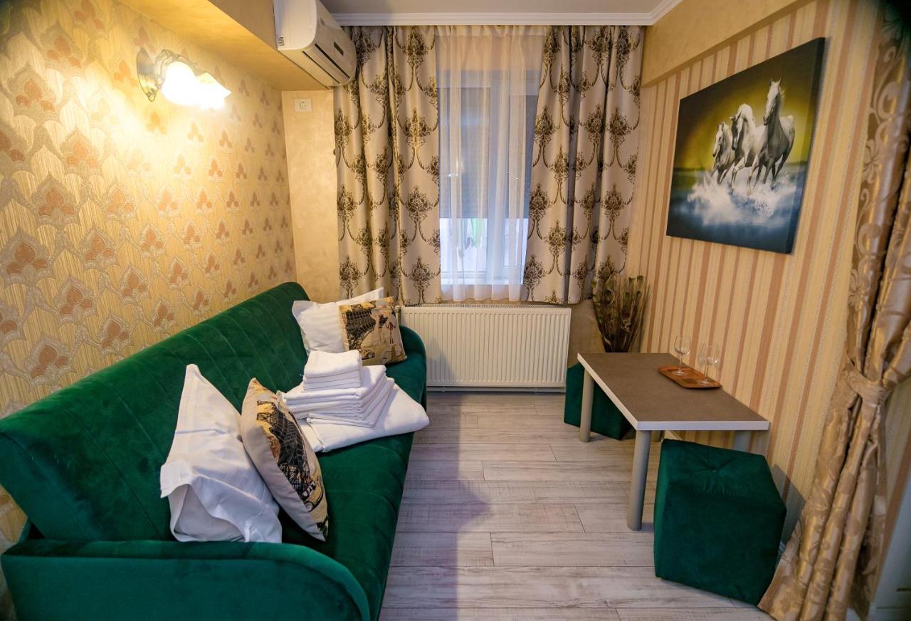 Floare De Iris Hotel Vama Veche Ngoại thất bức ảnh