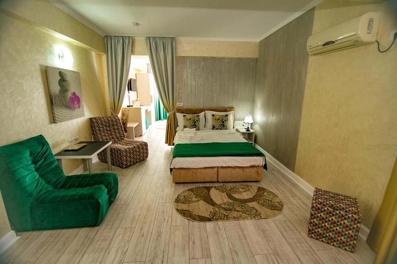 Floare De Iris Hotel Vama Veche Ngoại thất bức ảnh