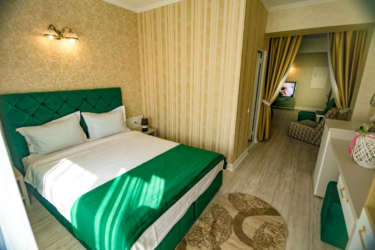 Floare De Iris Hotel Vama Veche Ngoại thất bức ảnh